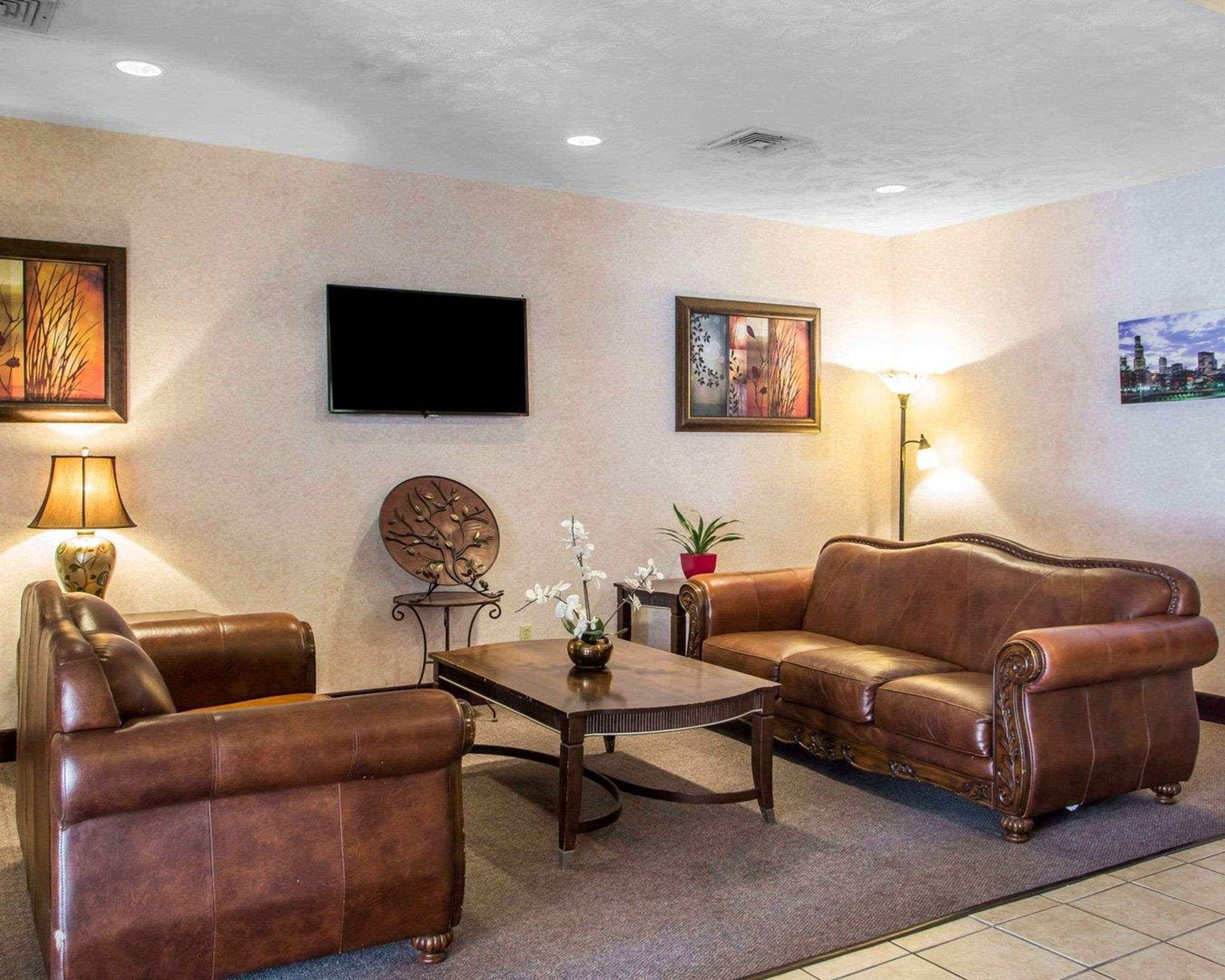 Quality Inn Merrillville Extérieur photo