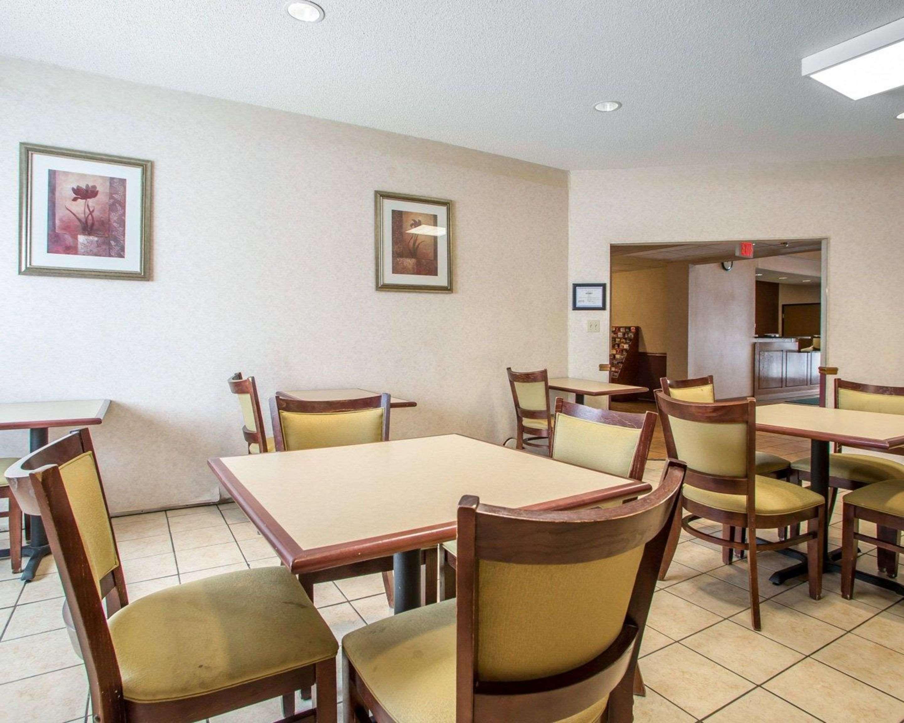 Quality Inn Merrillville Extérieur photo