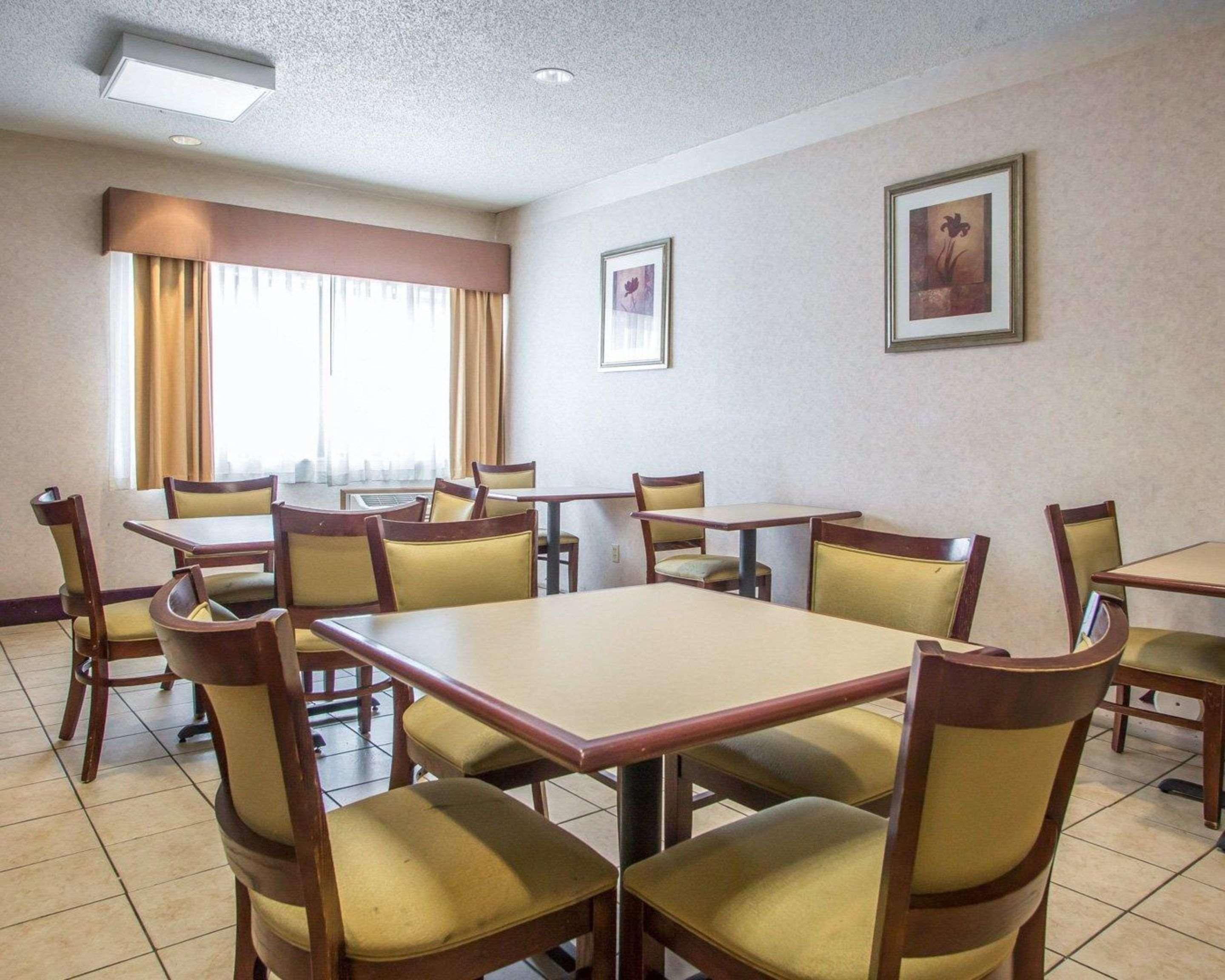Quality Inn Merrillville Extérieur photo