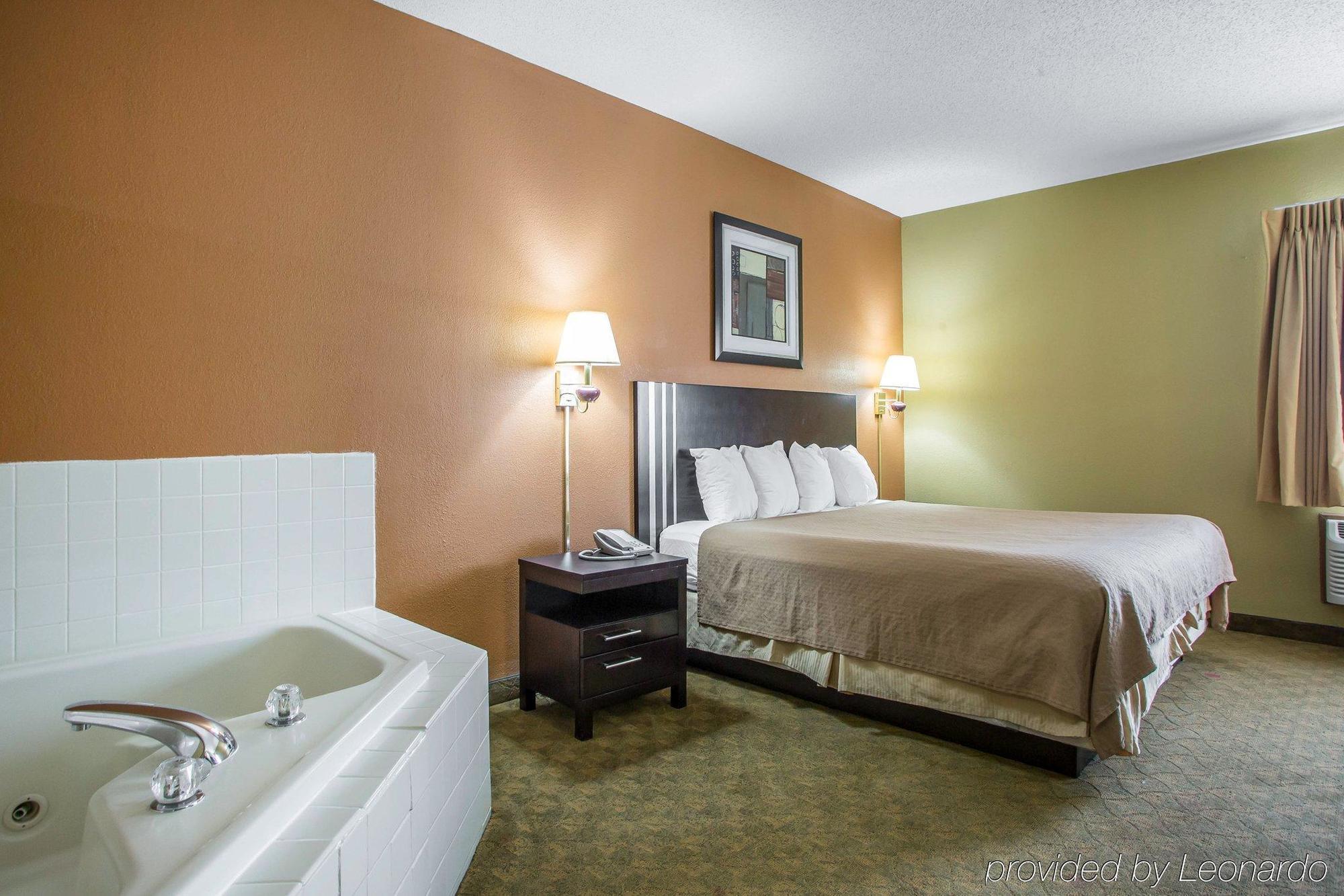 Quality Inn Merrillville Extérieur photo